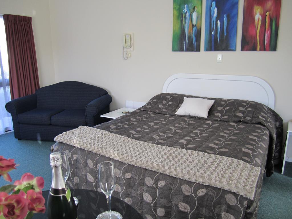 Camellia Court Motel โลเวอร์ฮัท ห้อง รูปภาพ
