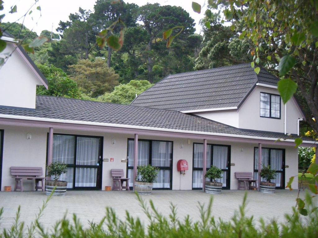 Camellia Court Motel โลเวอร์ฮัท ภายนอก รูปภาพ