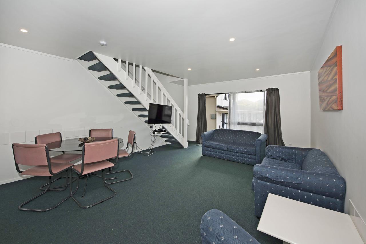 Camellia Court Motel โลเวอร์ฮัท ภายนอก รูปภาพ