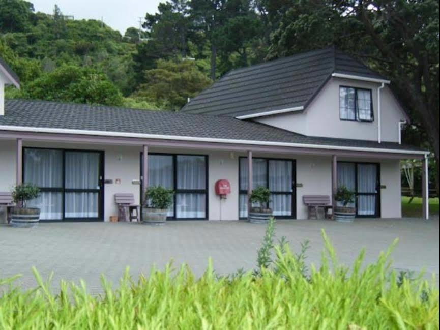 Camellia Court Motel โลเวอร์ฮัท ภายนอก รูปภาพ